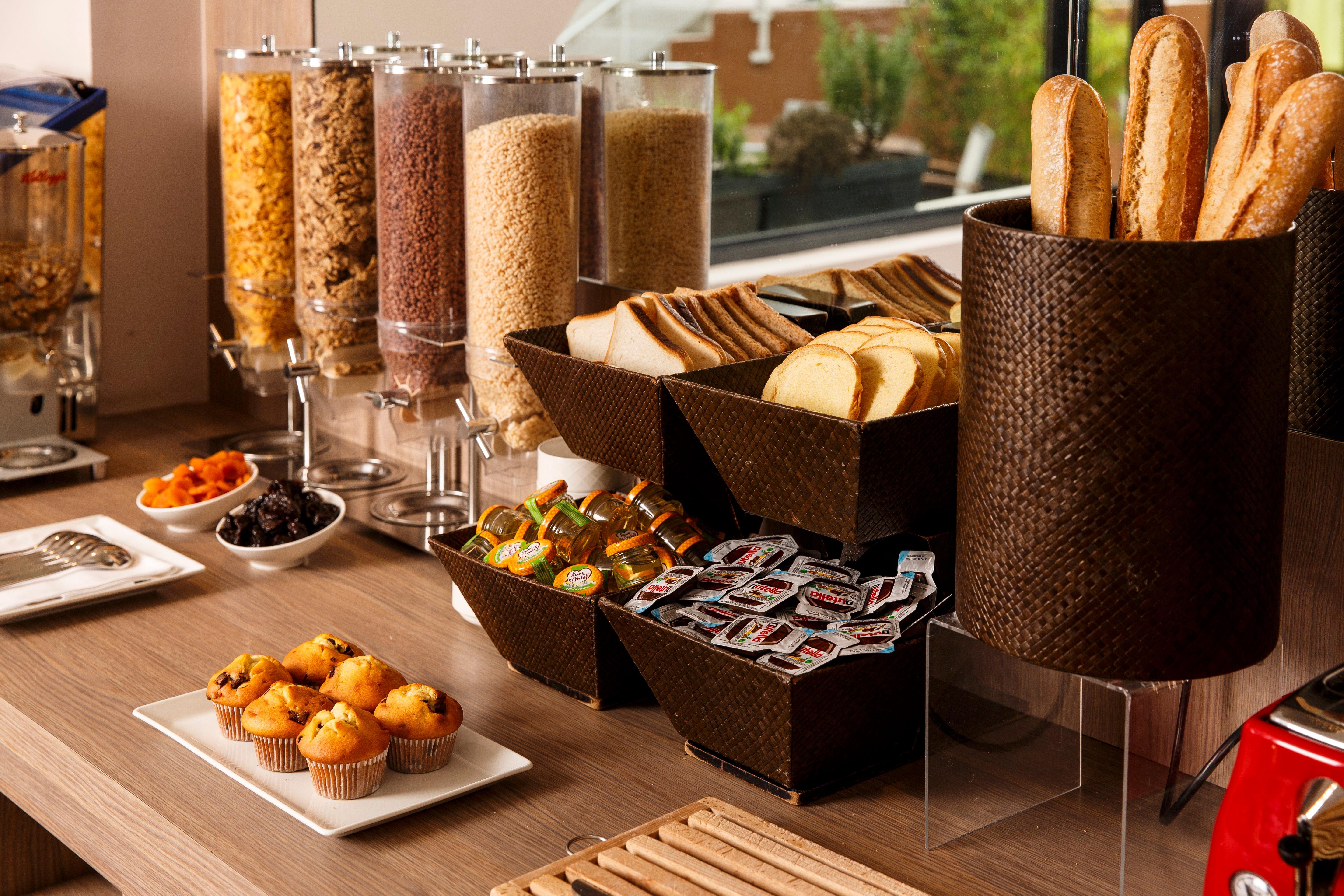 Holiday Inn Lyon Vaise By Ihg Tassin-la-Demi-Lune Bagian luar foto
