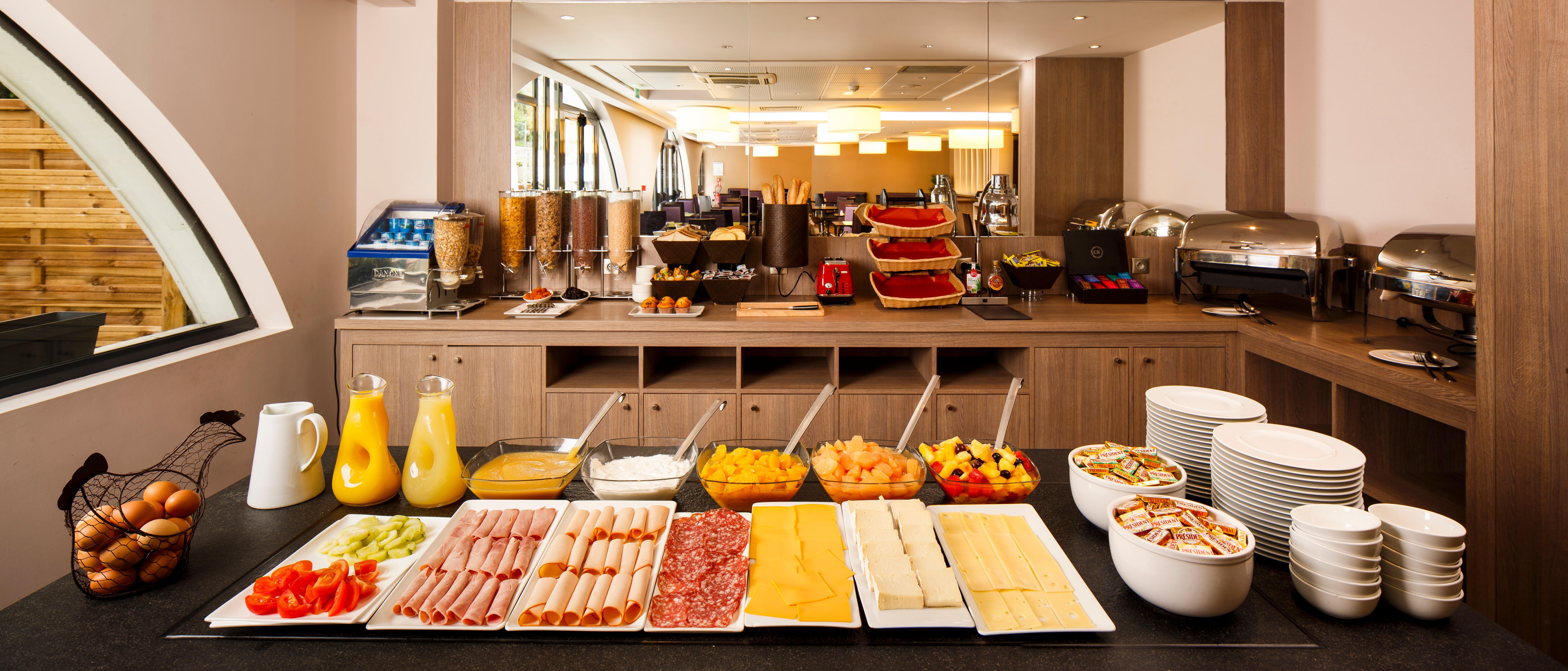 Holiday Inn Lyon Vaise By Ihg Tassin-la-Demi-Lune Bagian luar foto