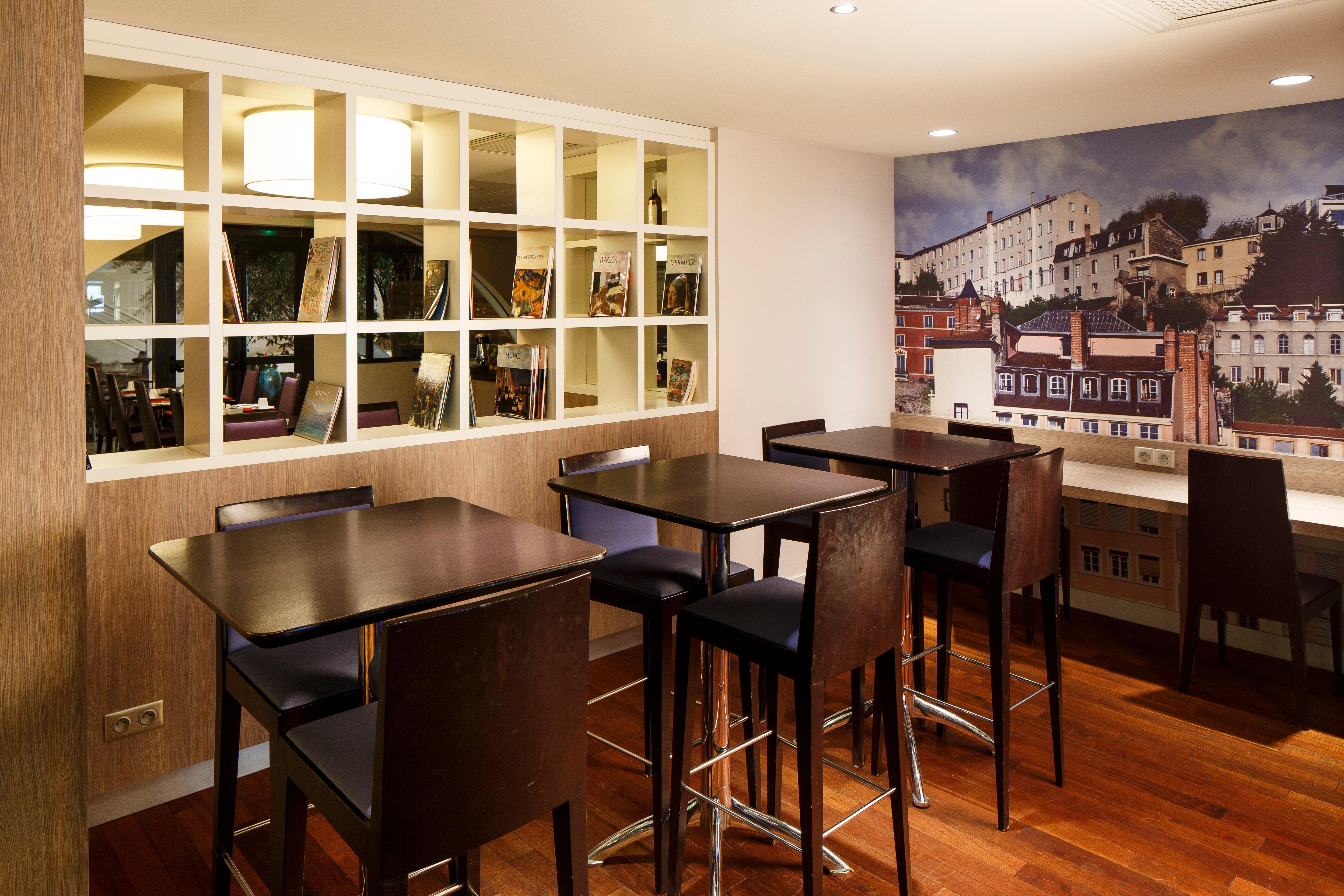 Holiday Inn Lyon Vaise By Ihg Tassin-la-Demi-Lune Bagian luar foto